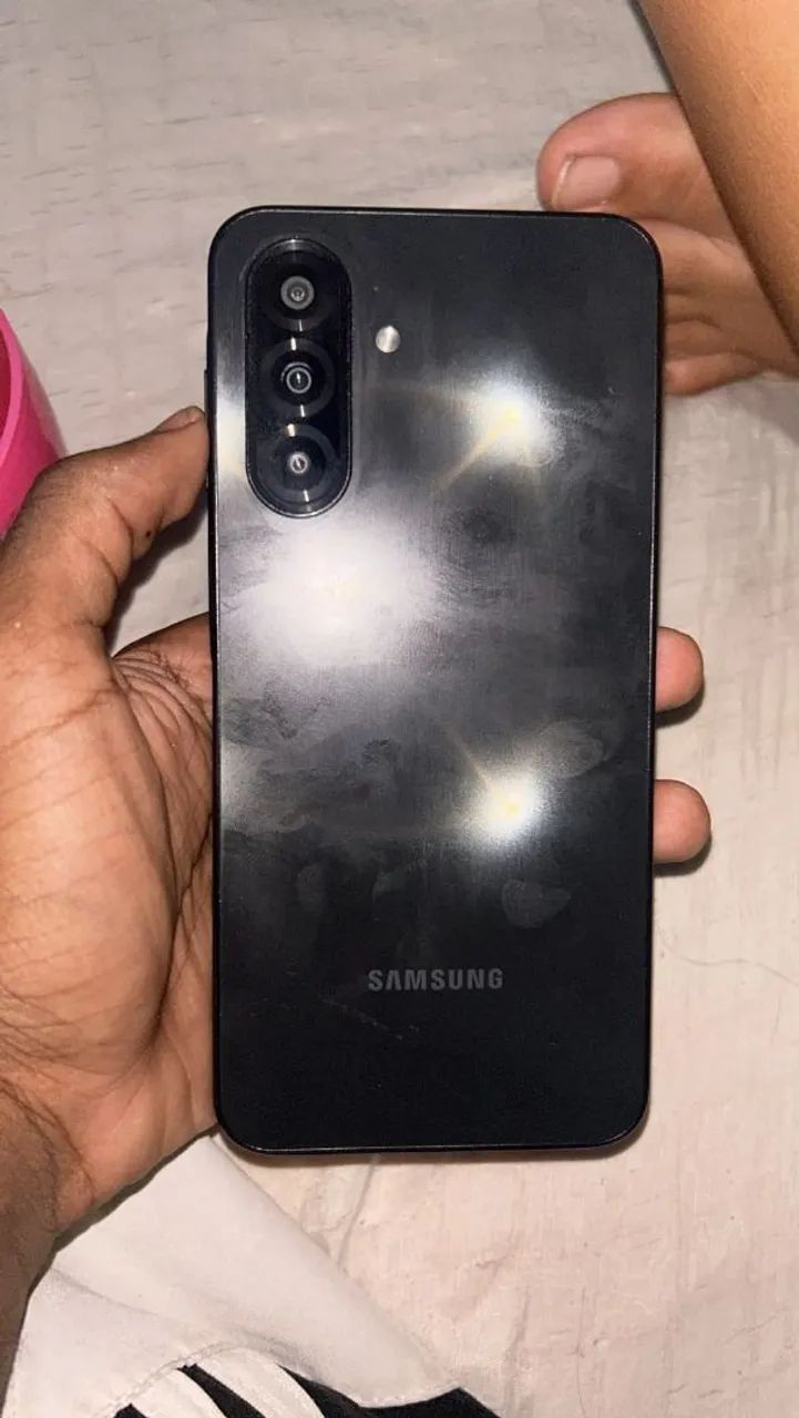 Samsung Galaxy A17 128gb - Foto 5