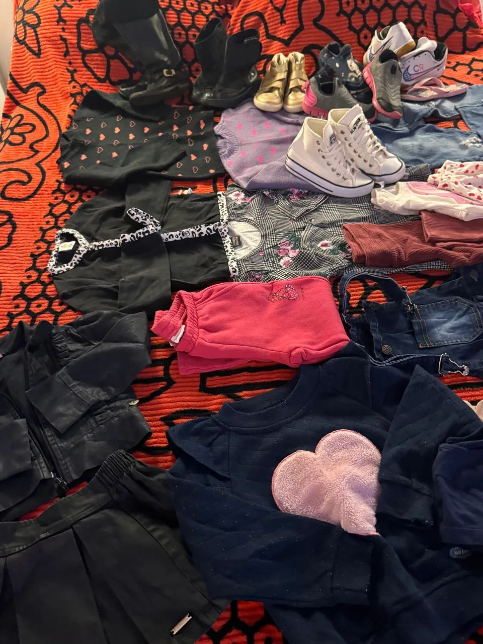 Vendo lote menina T 3 maioria t 4 sou de canoas  - Foto 3