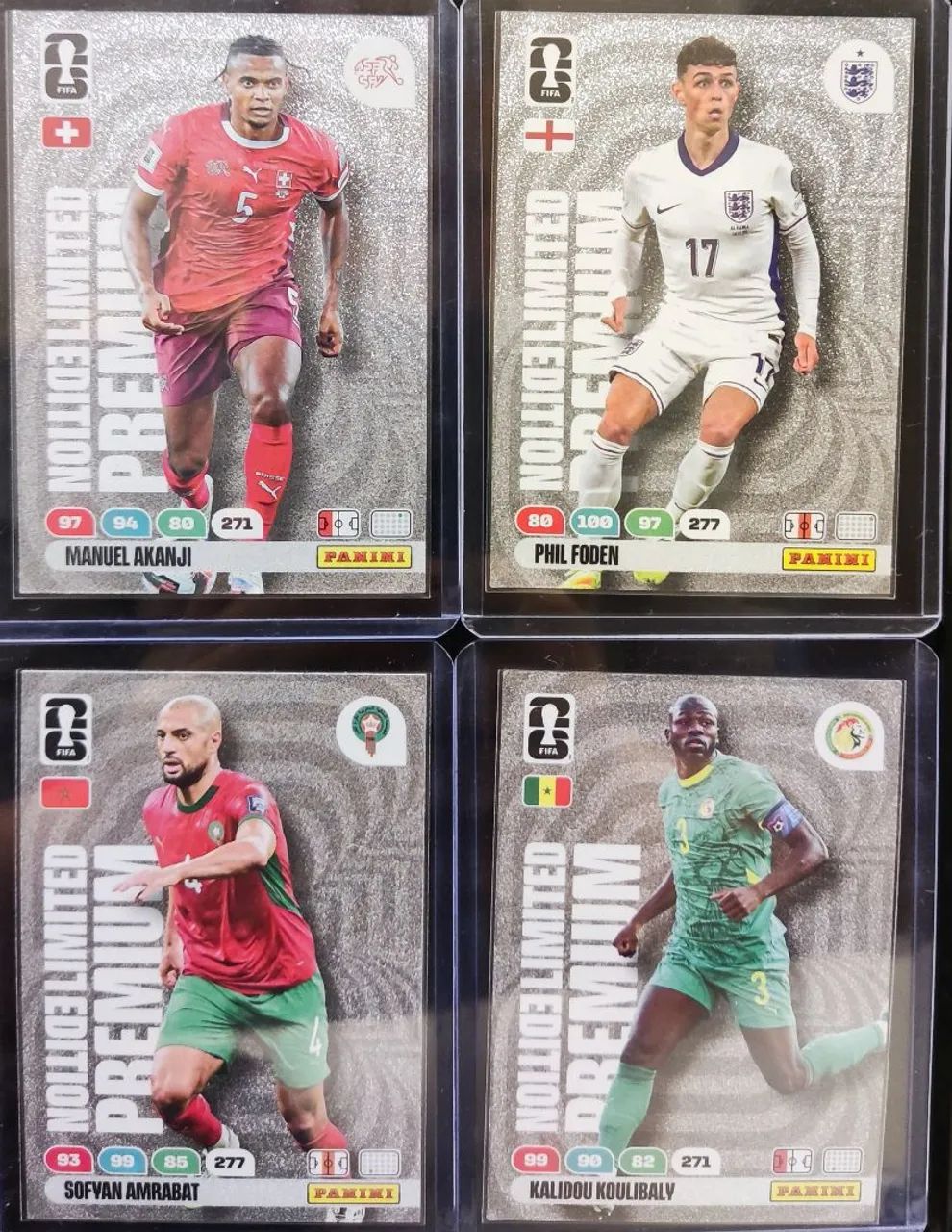 Cards Adrenalyn LIMITED EDITION PREMIUM.