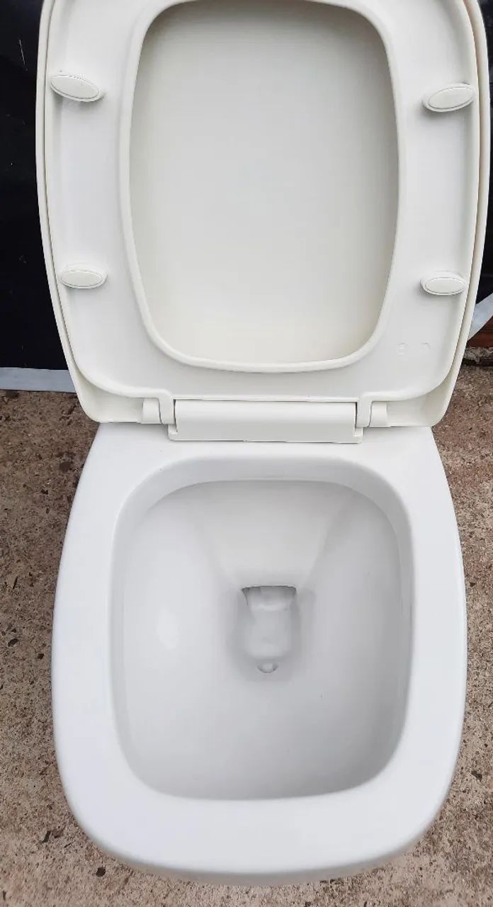 Vaso acoplado sem caixa jato pluz com tampa fechamento suave branco  - Foto 5