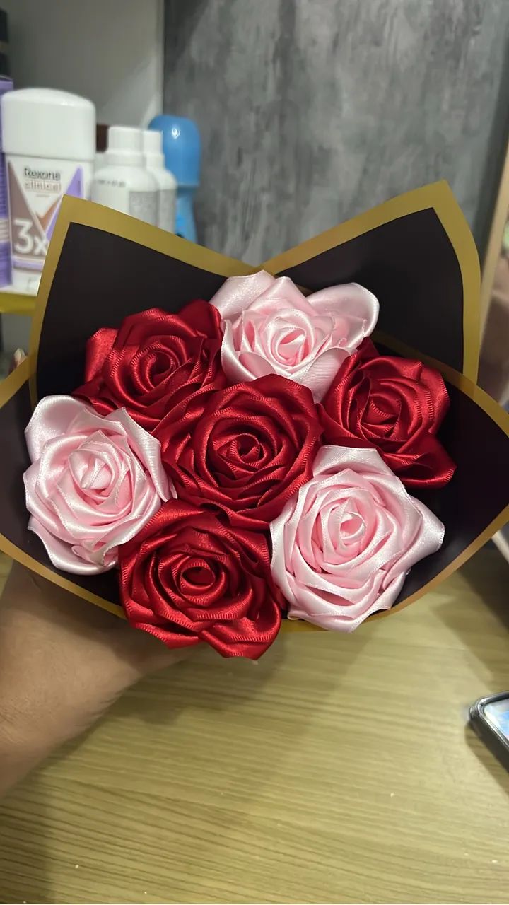 Buquê de flores artificiais  - Foto 6