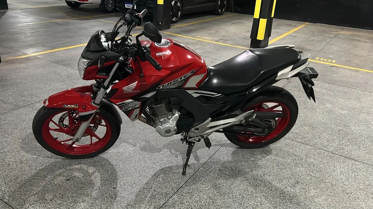 CB twister 2021/2021 com abs chave reserva e manual
