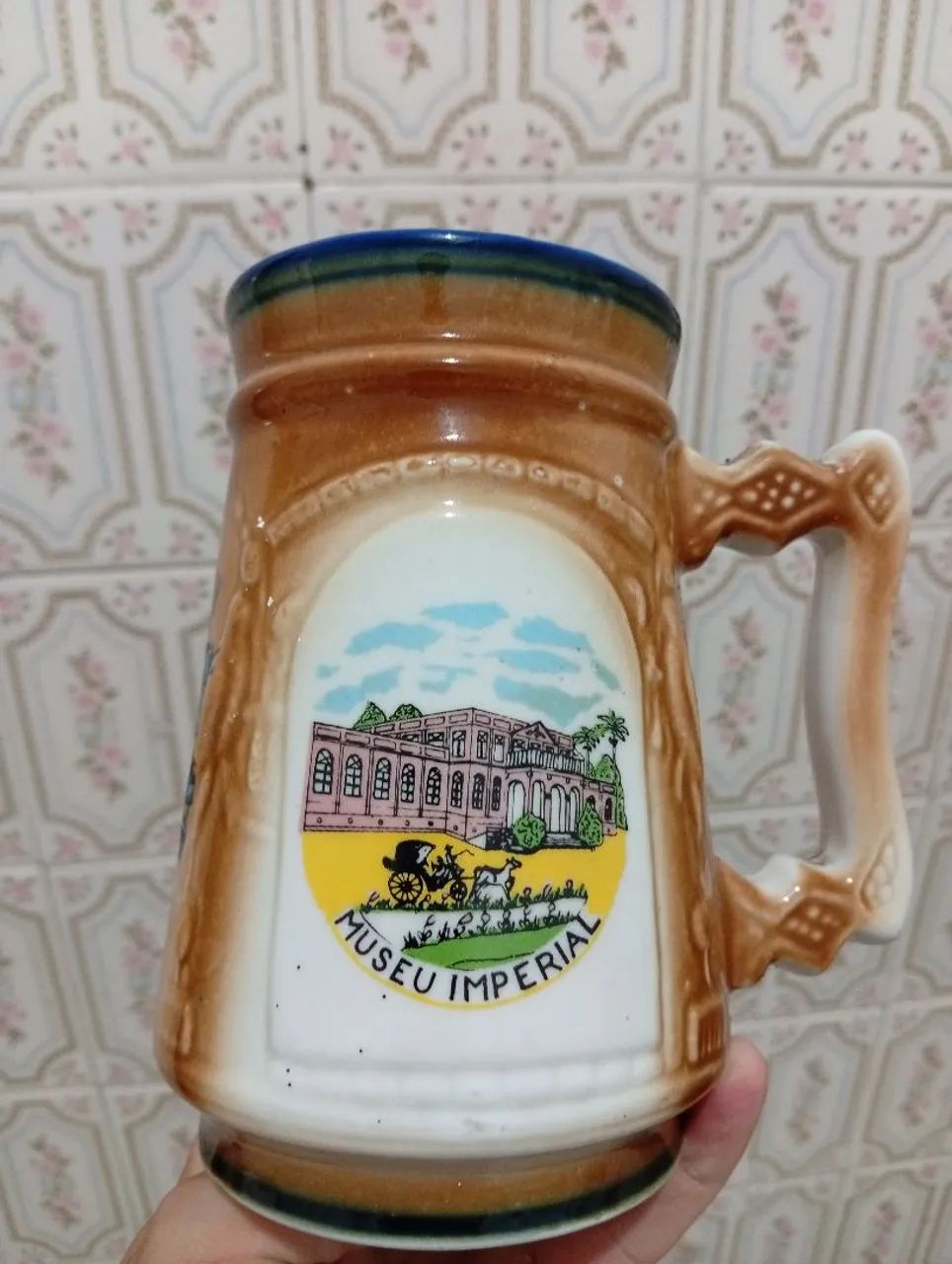 Caneca porcelana antiga Petrópolis 