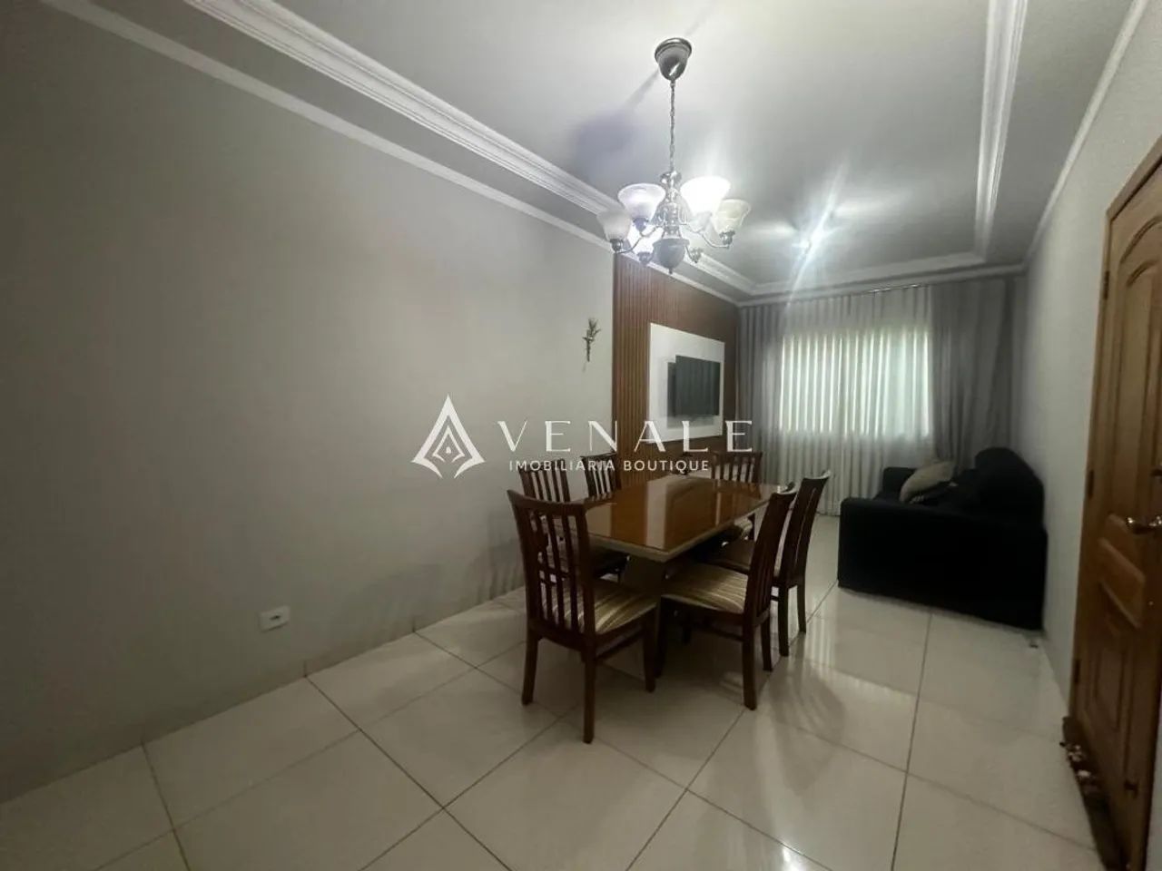 Sobrado à venda em Maringá, Cidade Jardim, com 3 quartos, com 290.28 m² - Foto 4