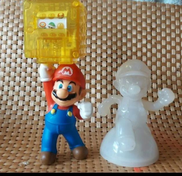 Lote 2 Bonecos Super Mario Bros Mcdonalds (2018)