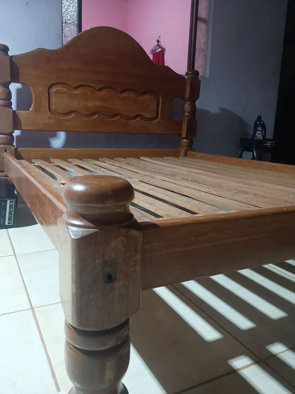 Cama de madeira( sem colchão) - Foto 2