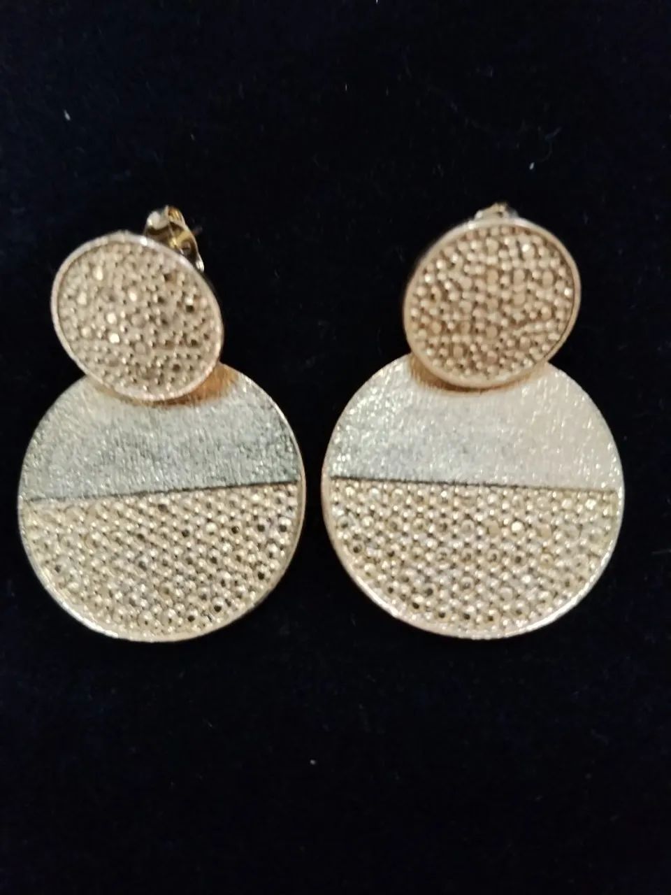 Brinco Estilo Vivara Bolas Foleado a Ouro