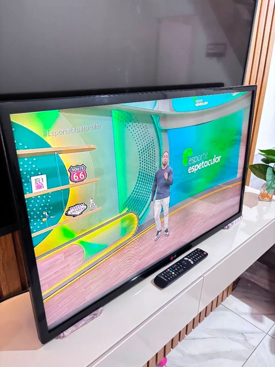 Tv LG 40 polegadas funcionando perfeitamente conversor integrado whatsapp * - Foto 2