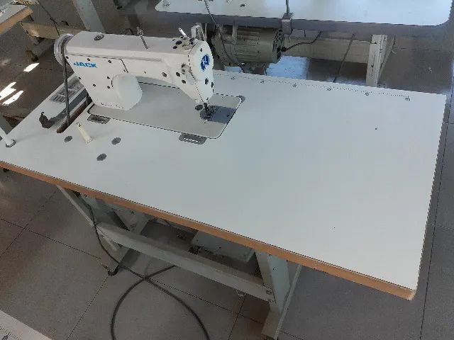 Máquina de costura Reta Industrial - Foto 2