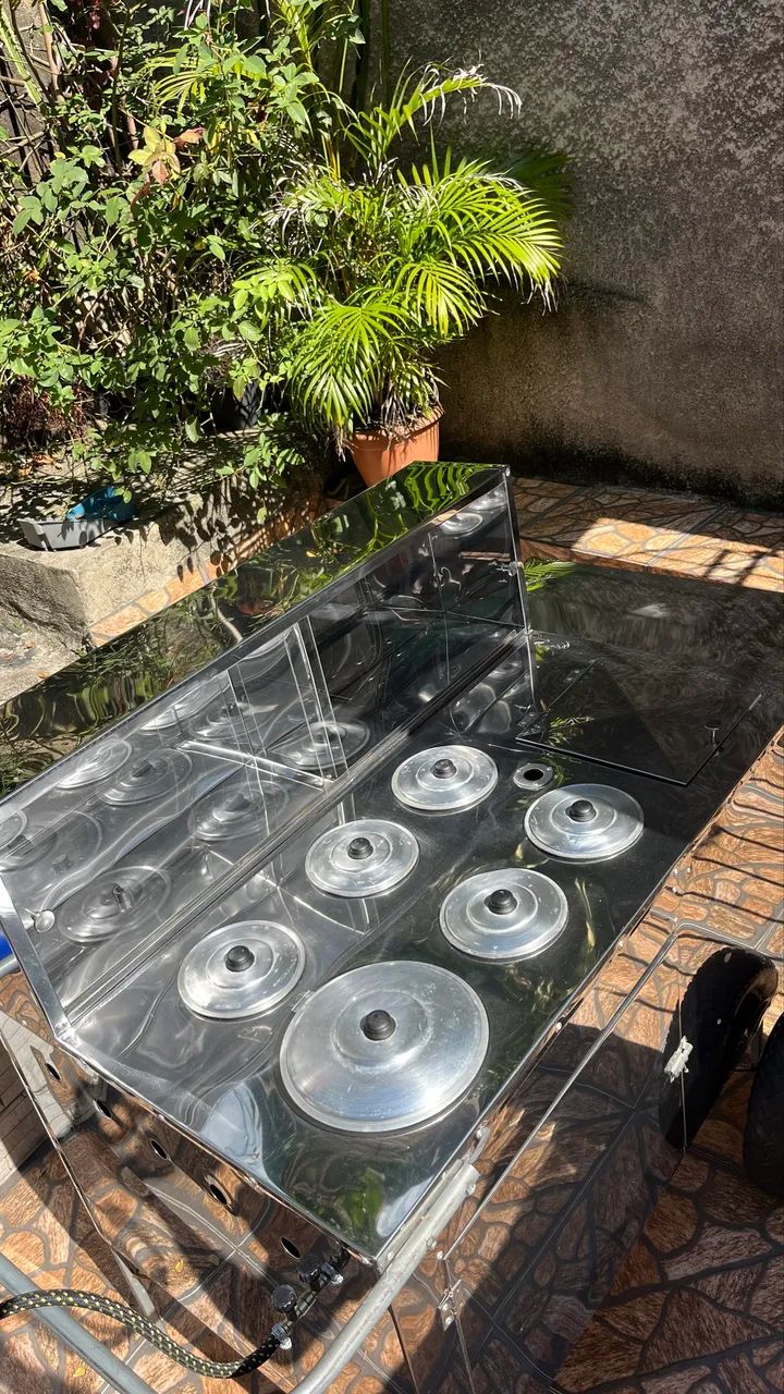 Carrinho inox de cachorro quente, acompanha barraca 
