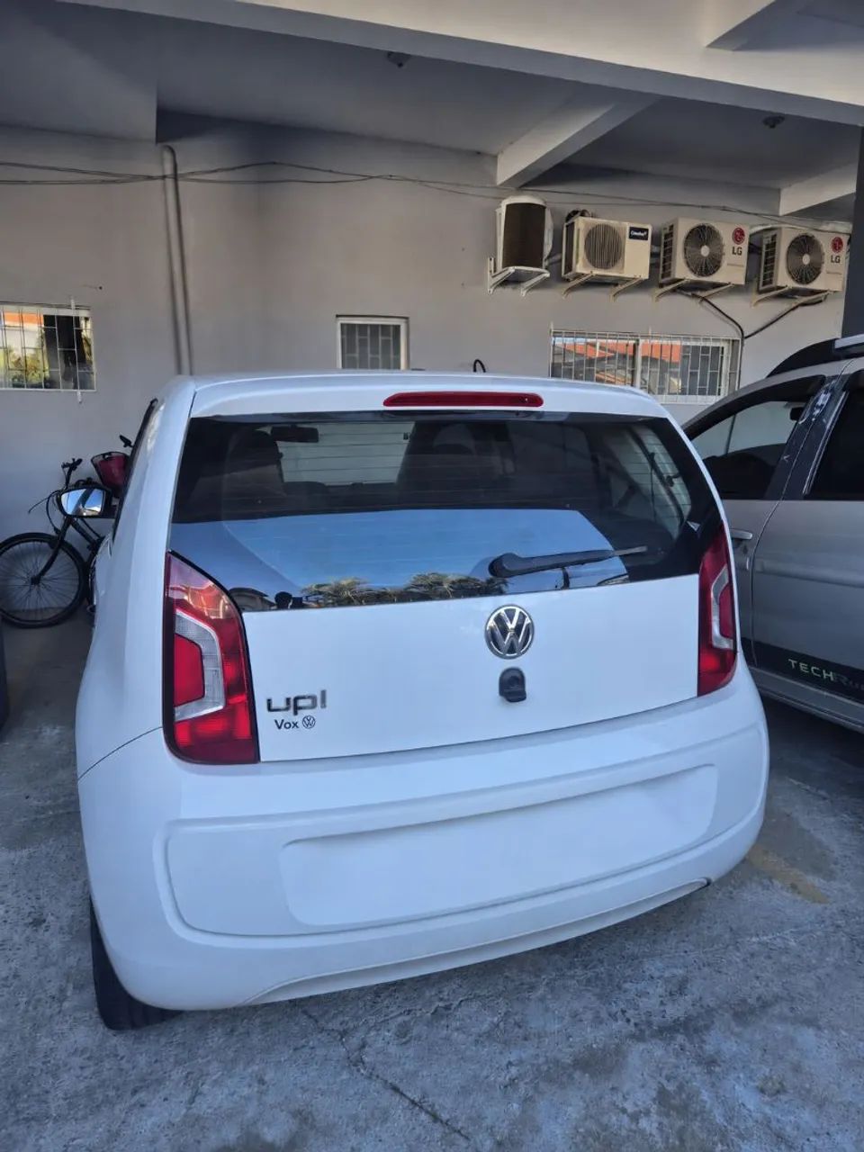 Volkswagen Up! 2015
