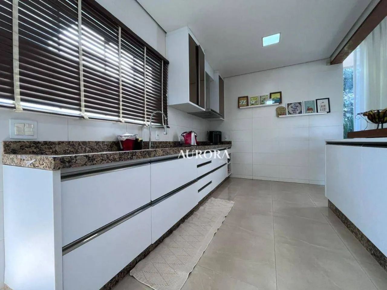 Casa Térrea com 3 dormitórios no Condomínio Terras de Canaã 350 m² - venda por R$ 2.950.00 - Foto 11