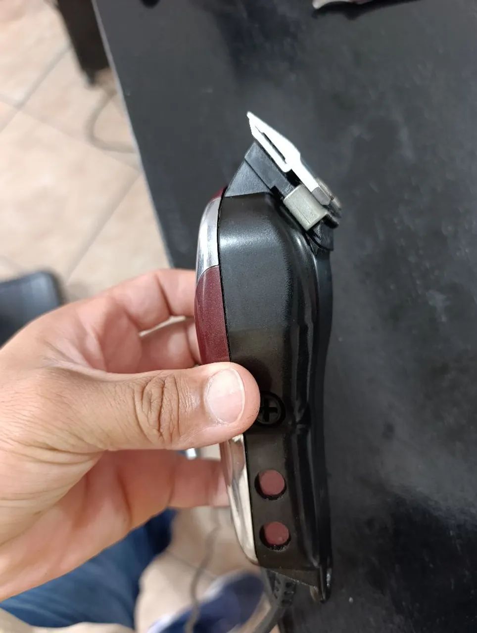 Vendo máquina Whall profissional R$.300  - Foto 4