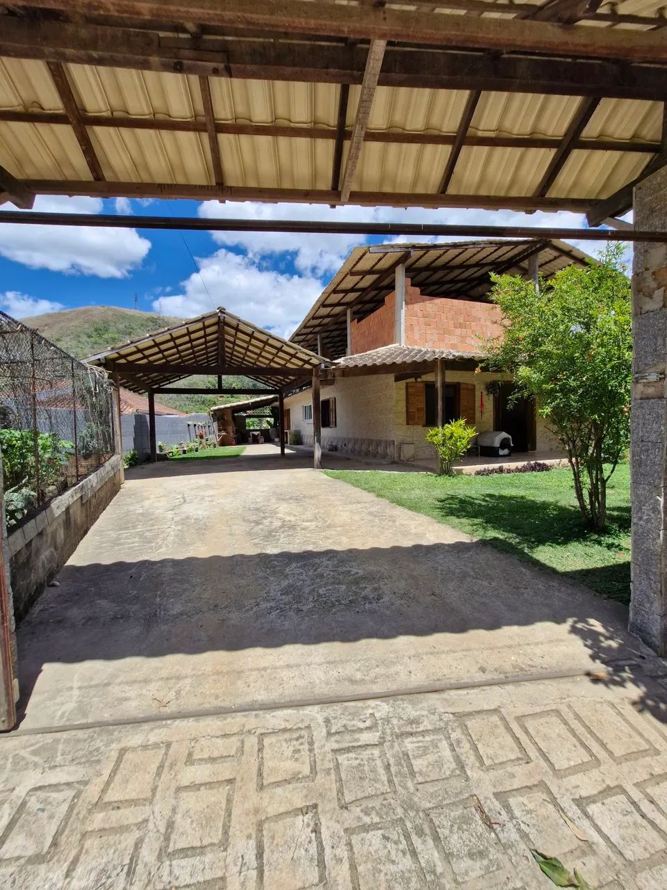 Casa com um amplo espaço  - Foto 2