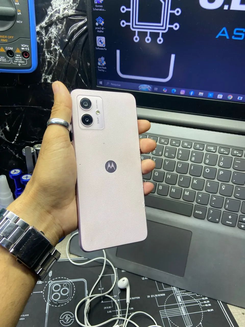 Motorola G14 