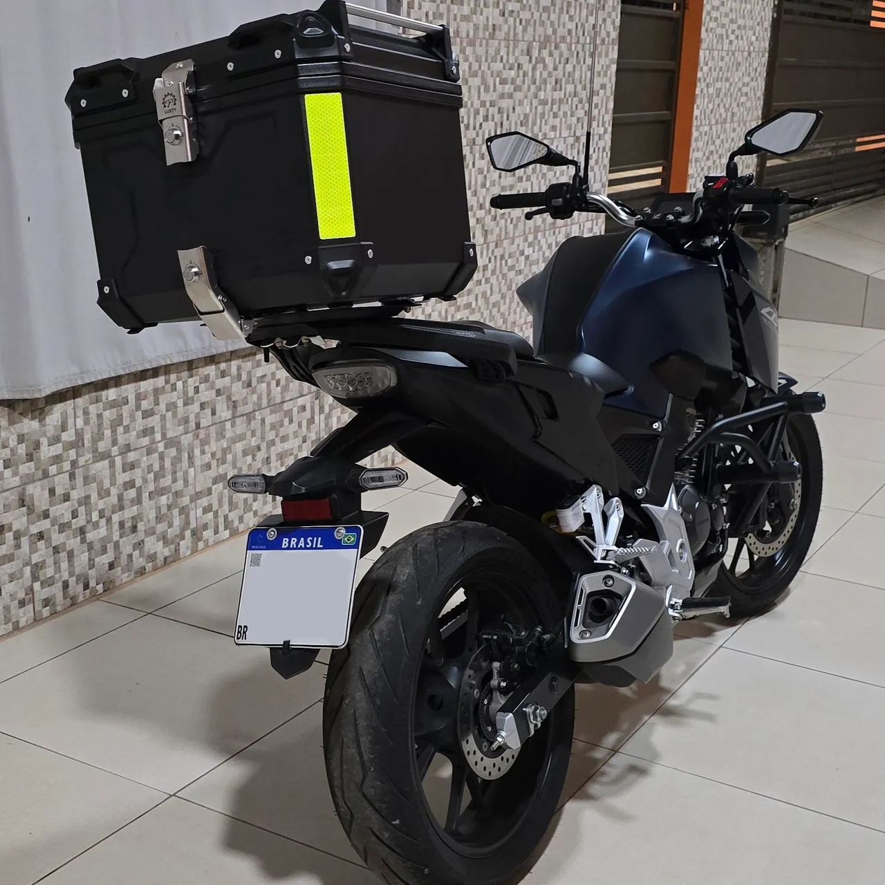 Honda Cb300f  - Foto 4