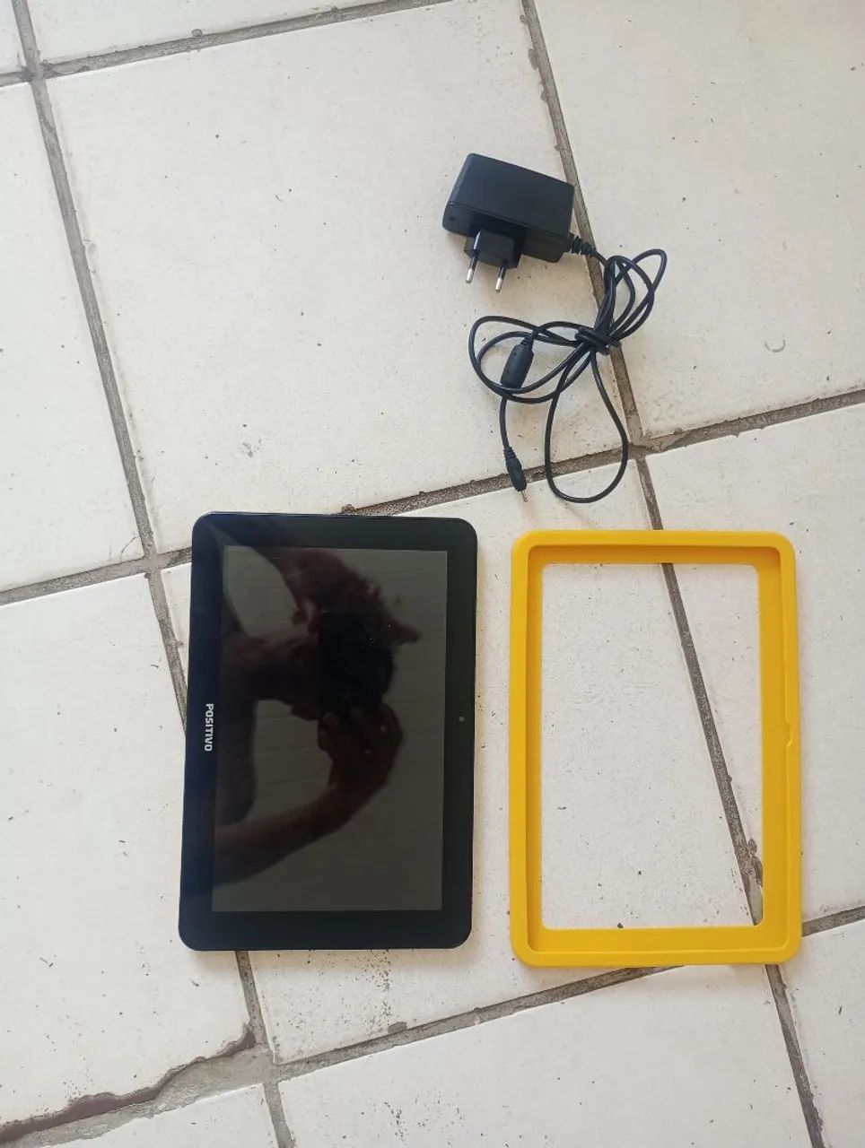 Pra Hoje tablet positivo conector carga precisa trocar  - Foto 3