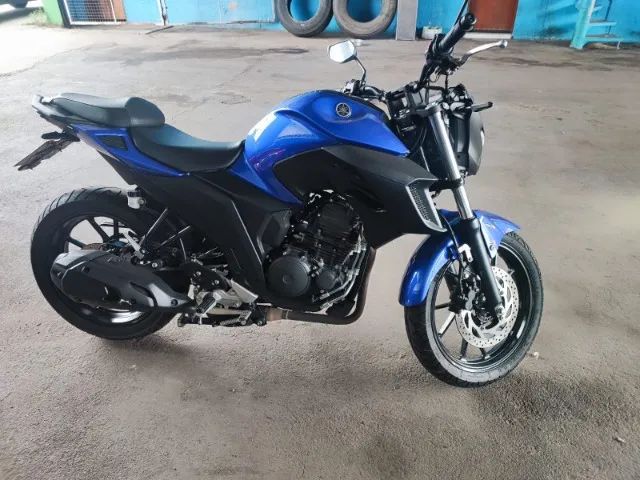 FZ25 2022 Azul