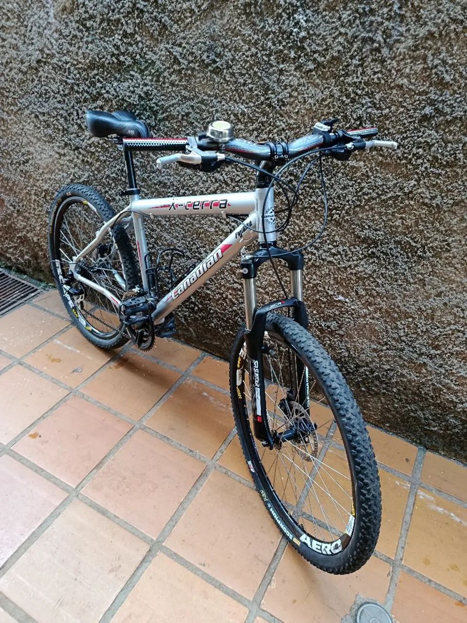 Bicicleta Canadian X-Terra  - Foto 2