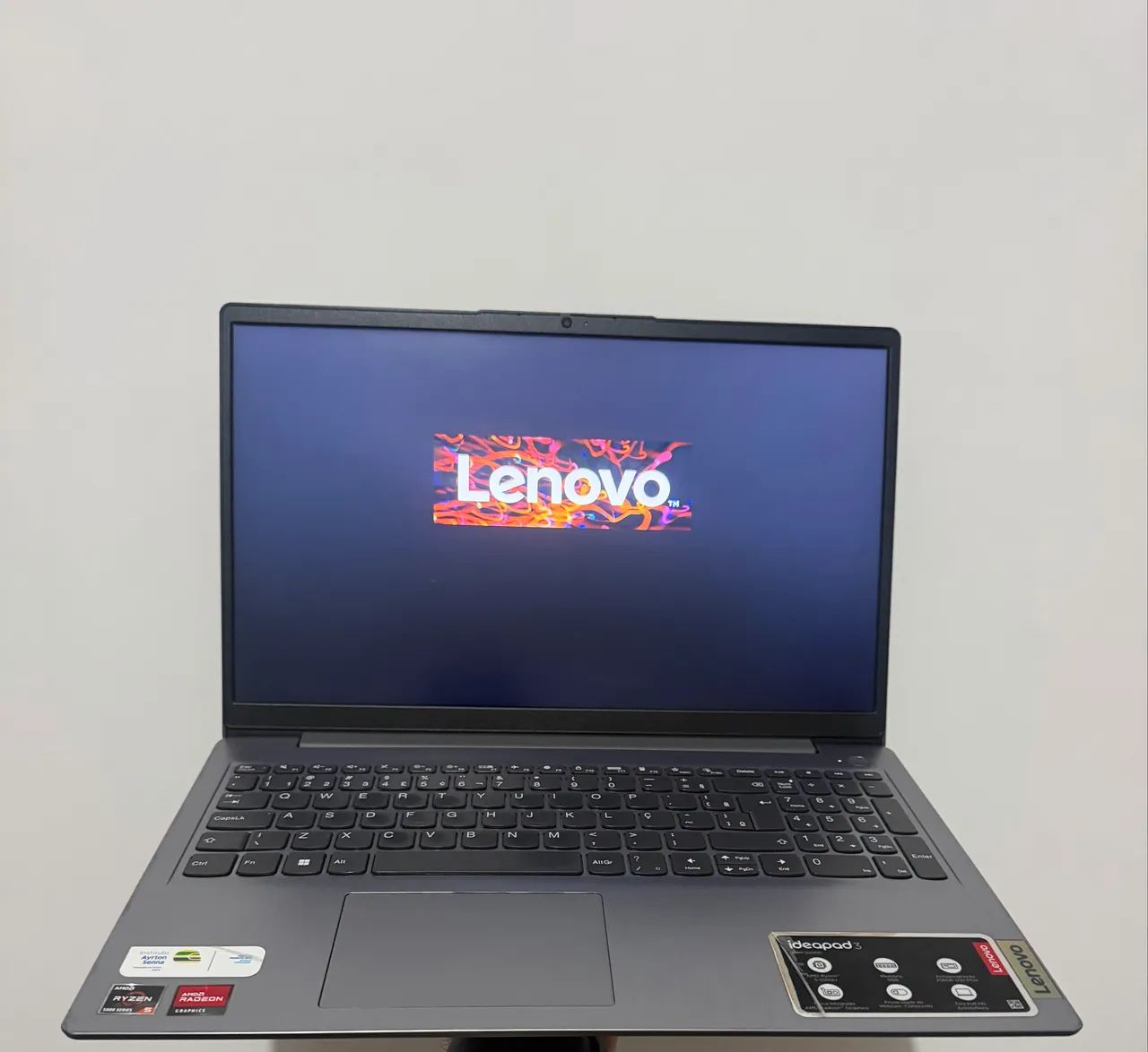 Notebook Lenovo Ryzen 5 série 5000, 20gb ddr4, Ssd Nvme 256gb