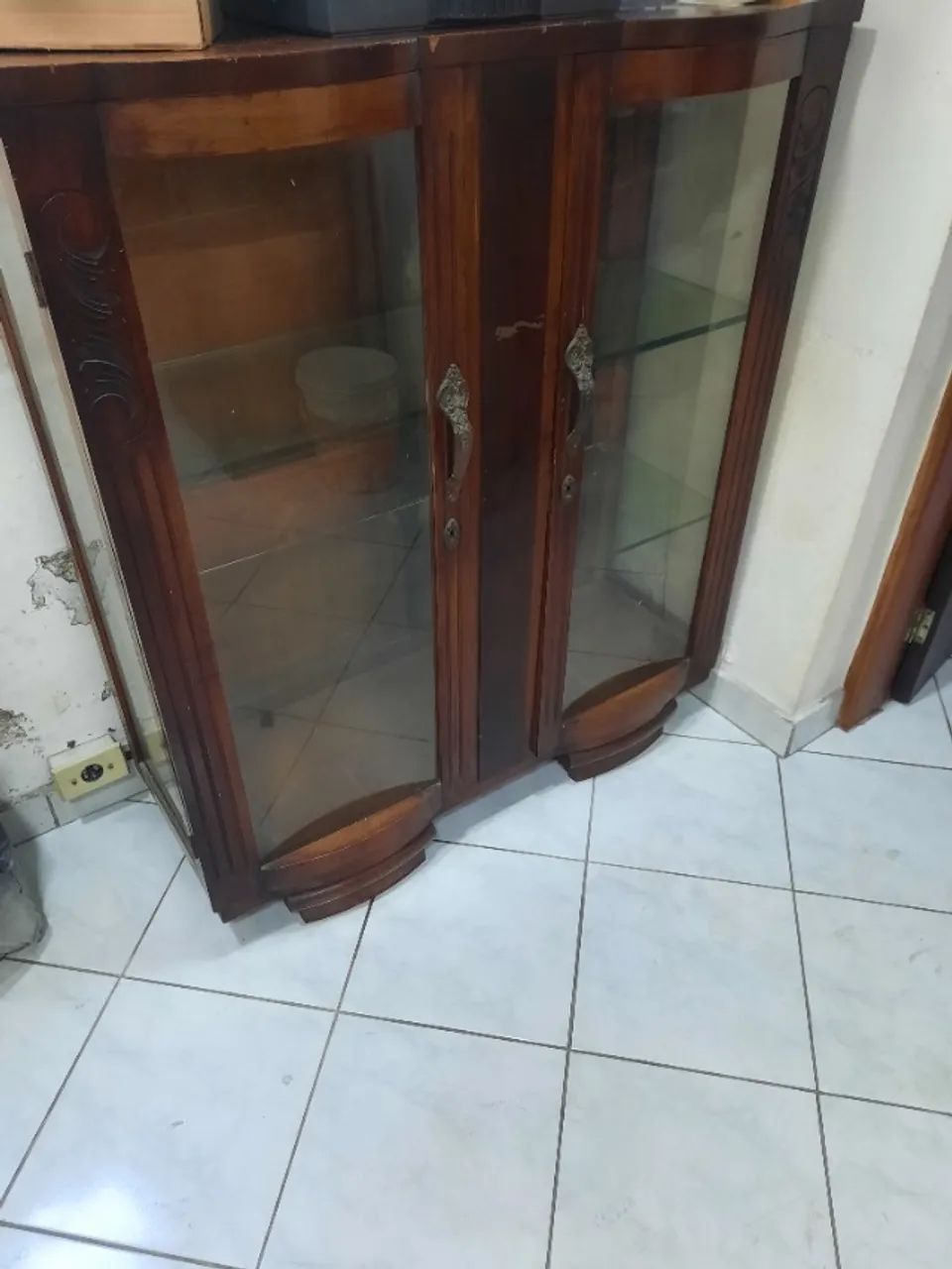 Cristaleira Antiga