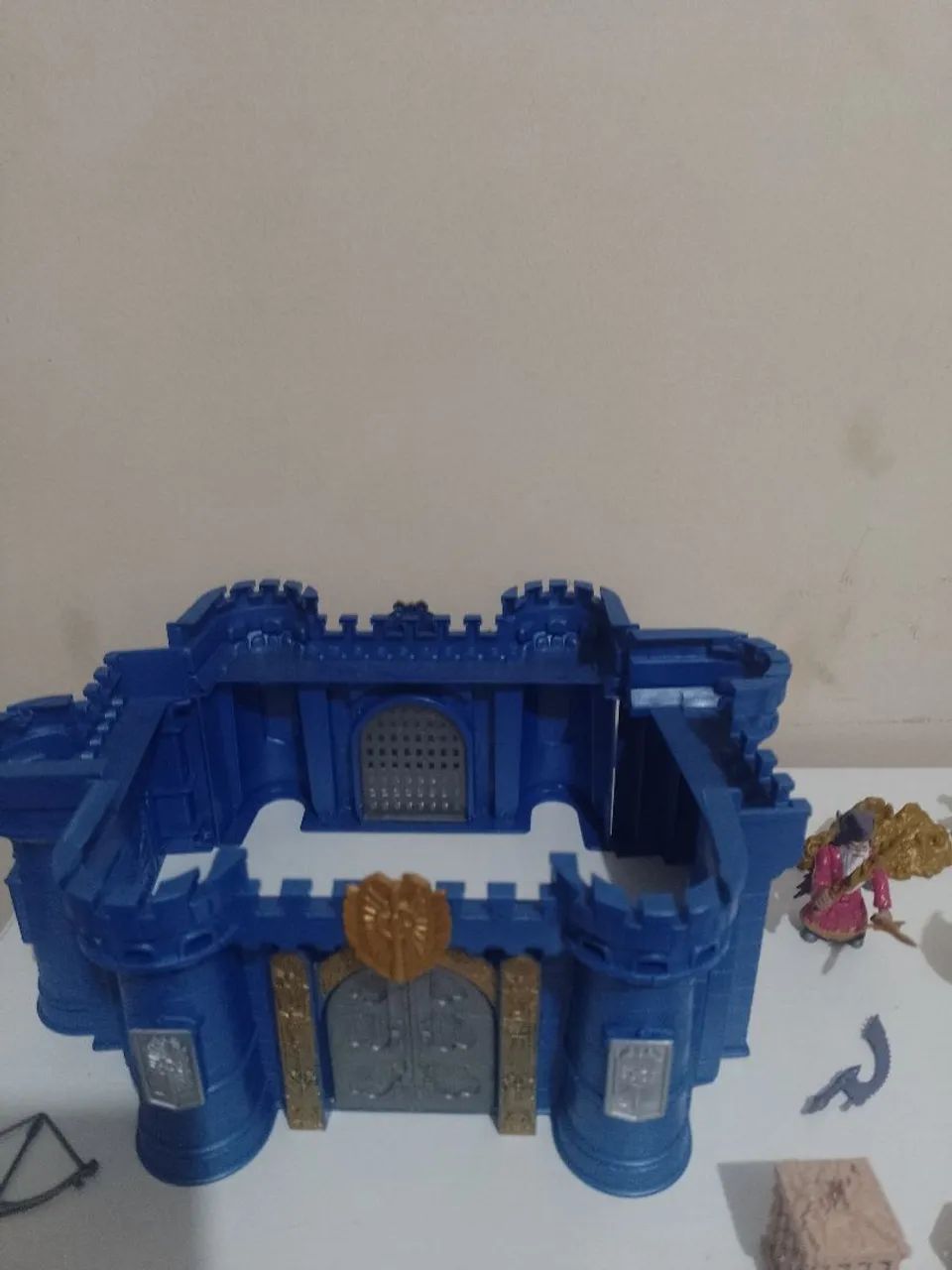 Castelo cenário com personagens e acessórios  - Foto 2