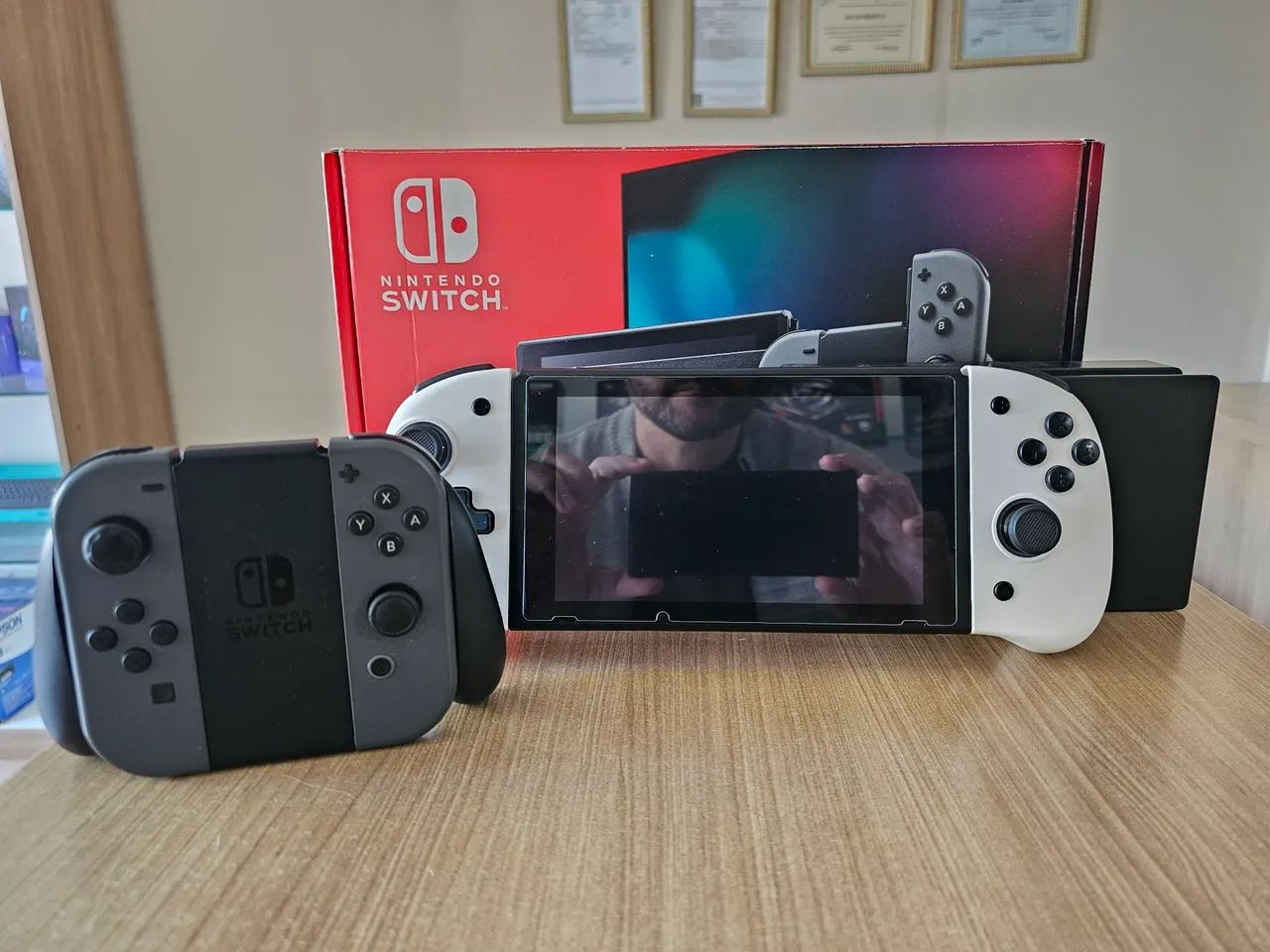 Nintendo Switch V2 Destravado Controle Hall Effect - Consoles de