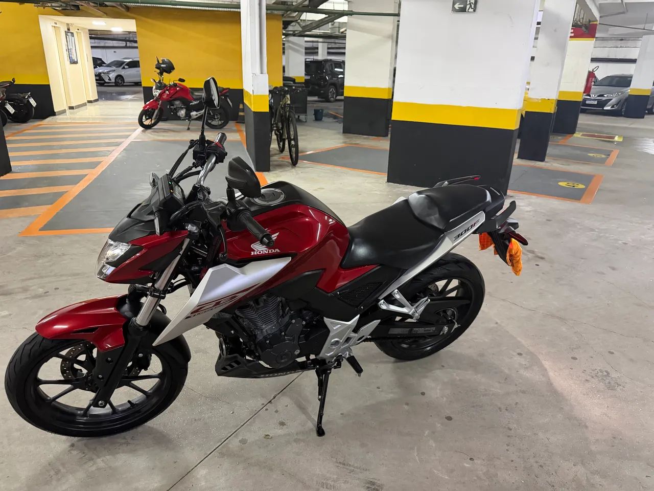 Honda CB300f 2026 - Foto 4