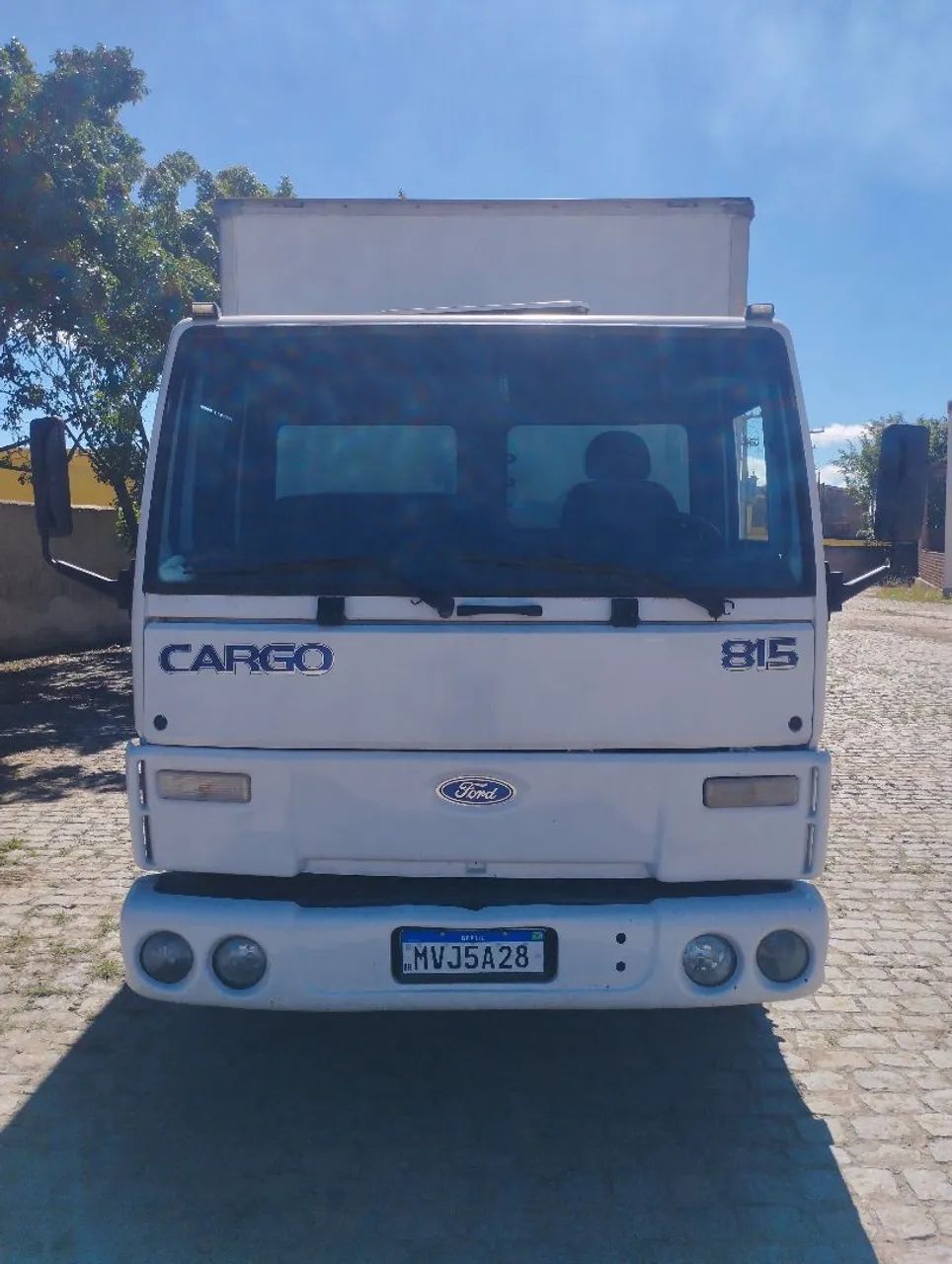 Ford 815 ano 2004