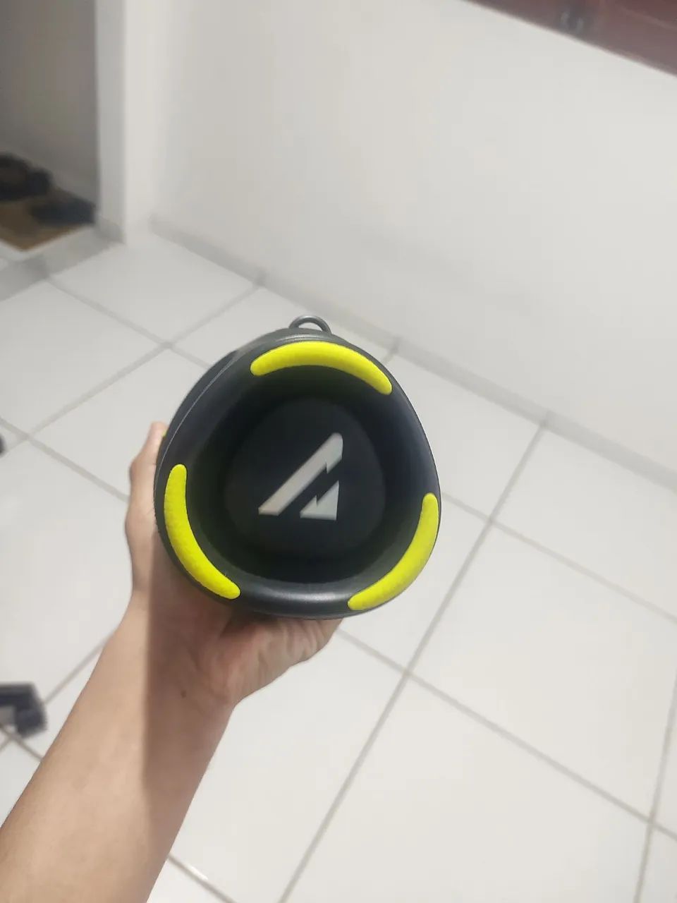 Caixa de som 40w no estado de nova com Caixa, ela é a prova de água  - Foto 3