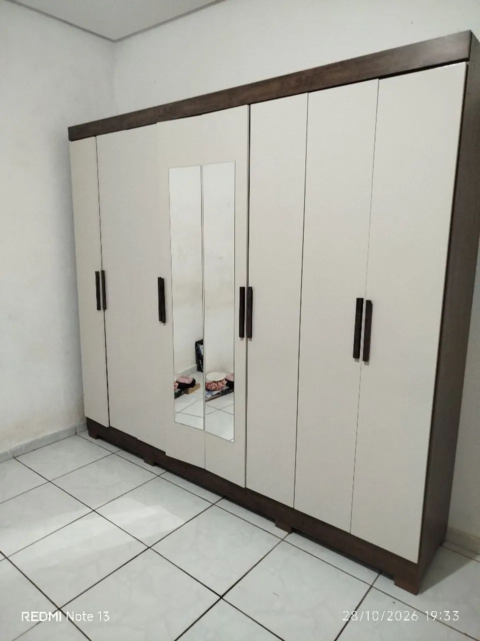 GUARDA ROUPA GRANDE