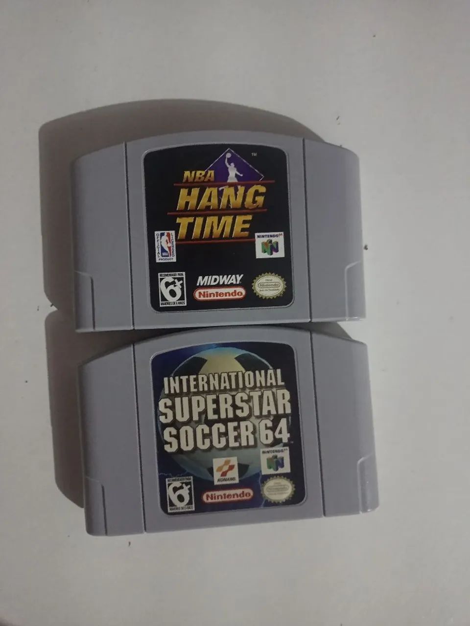 2 fitas de N64