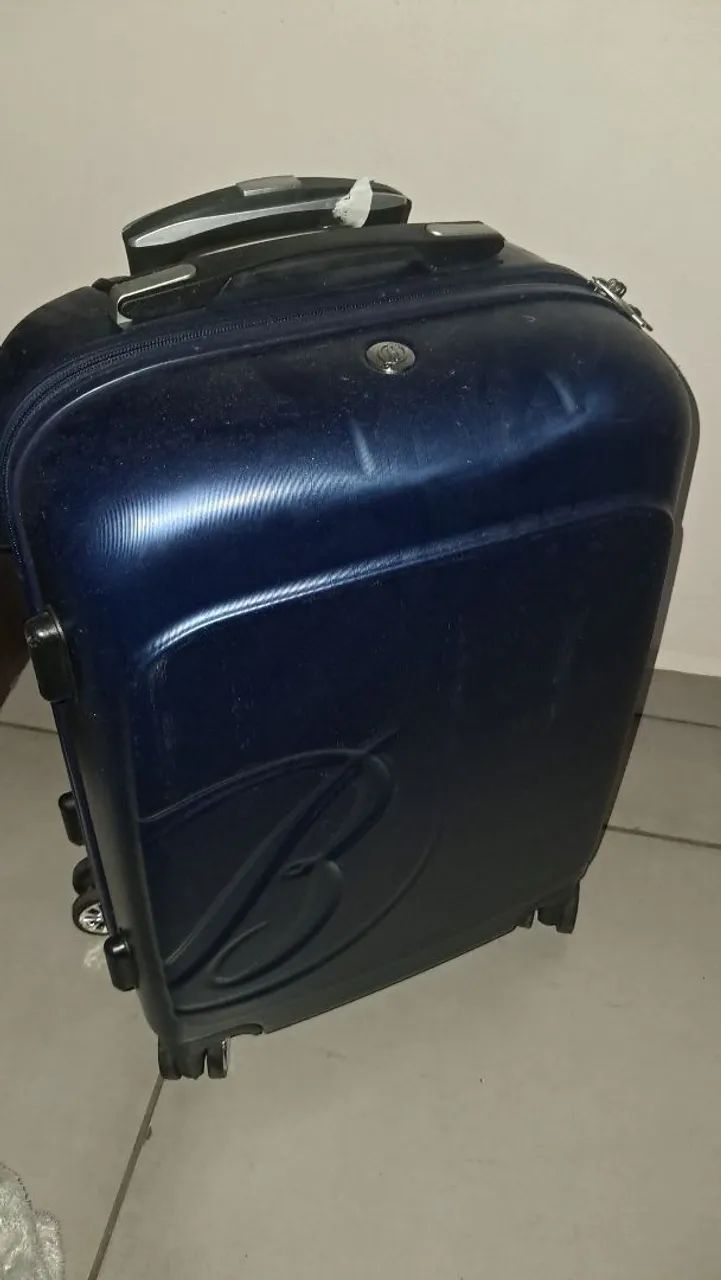 Mala azul