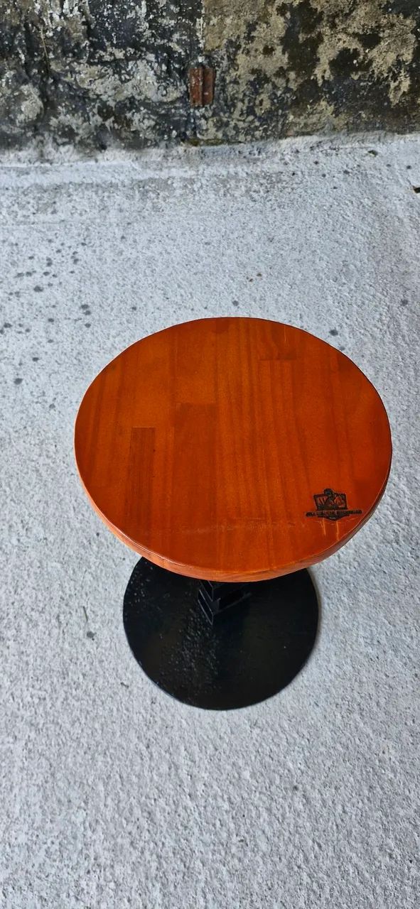 Mesinha de apoio estilo industrial  - Foto 4