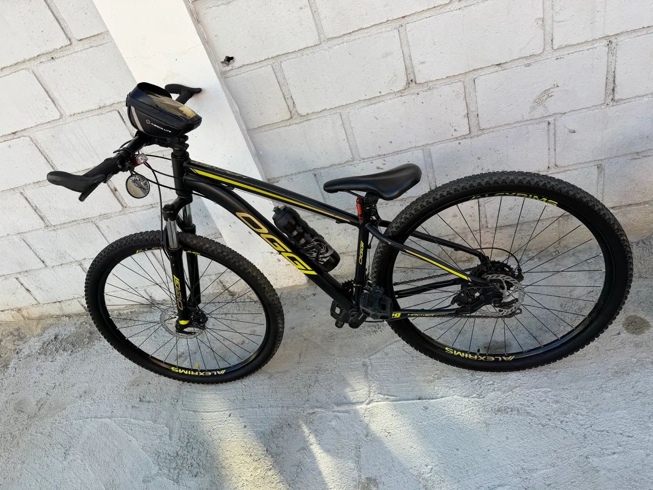 Vendo 2 bicicletas aro 29 super conservadas - Foto 2