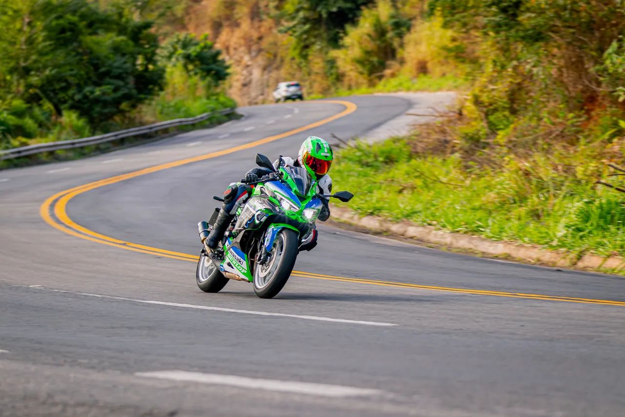 Kawasaki Zx-4r 2025 - 1528449813 | OLX