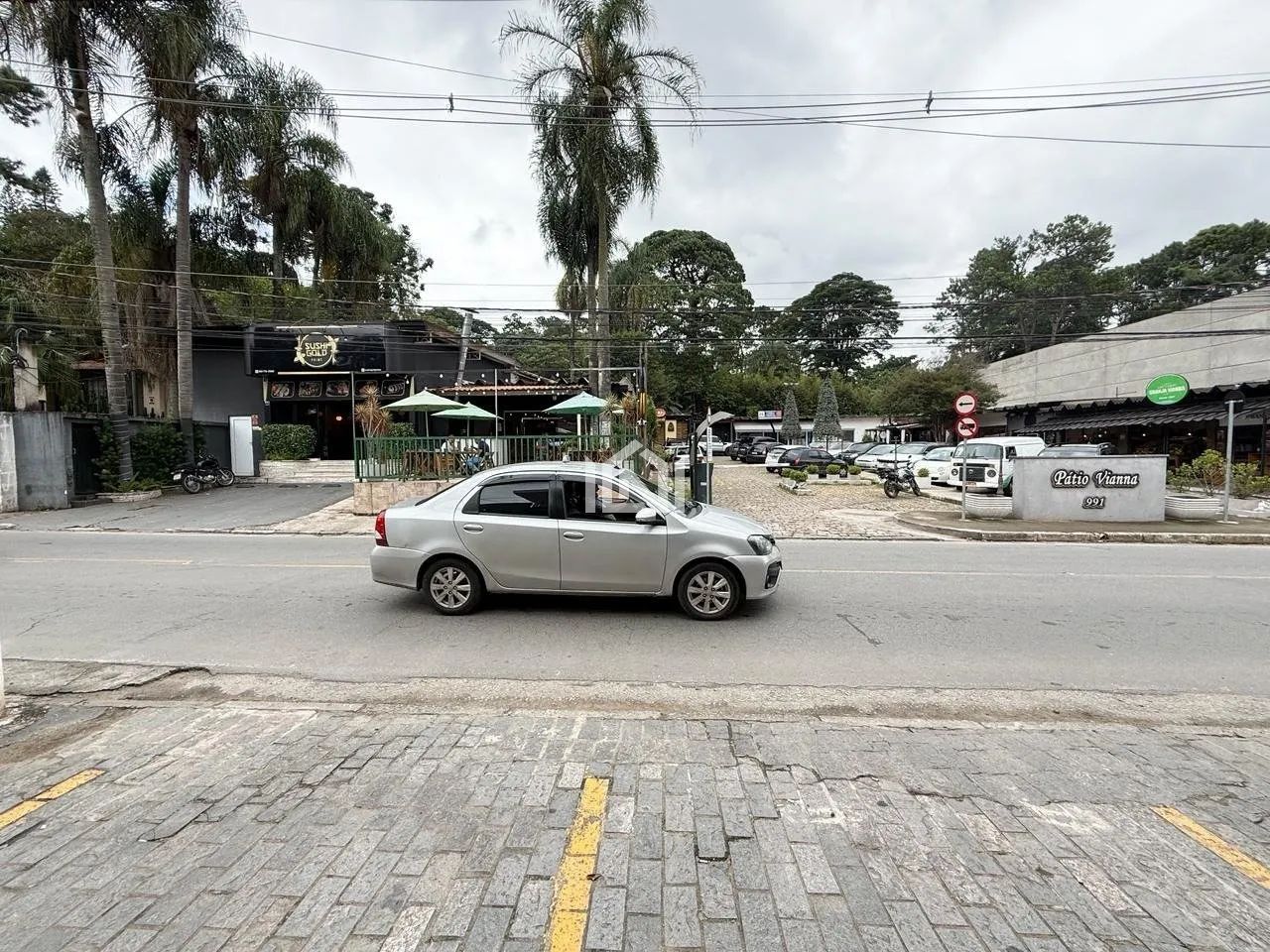 Ponto comercial para locação na Granja Viana - Foto 3