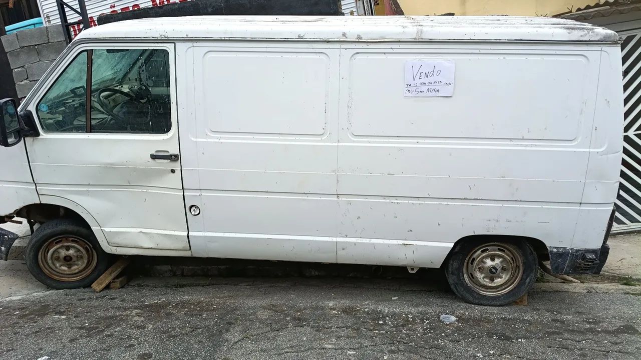 Van trafic retirada de peça 