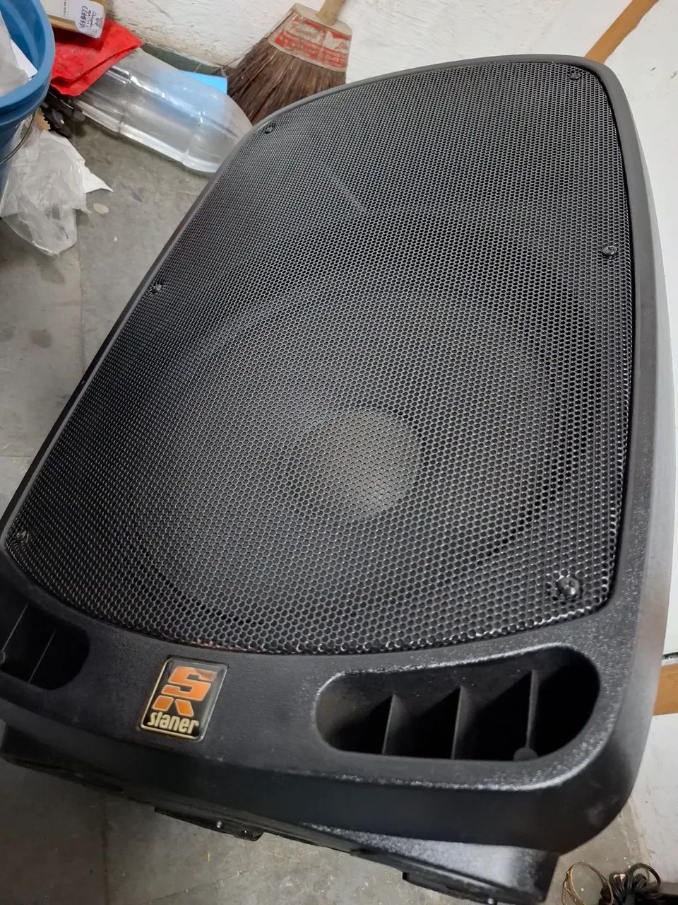 Caixa Staner SR1501 200 watts 15 Polegadas
