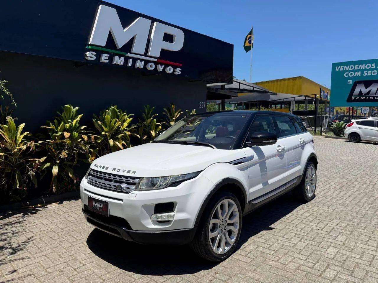 Land Rover Range Rover Evoque Prestige 2.0 Aut. 5P 2013 - Foto 4