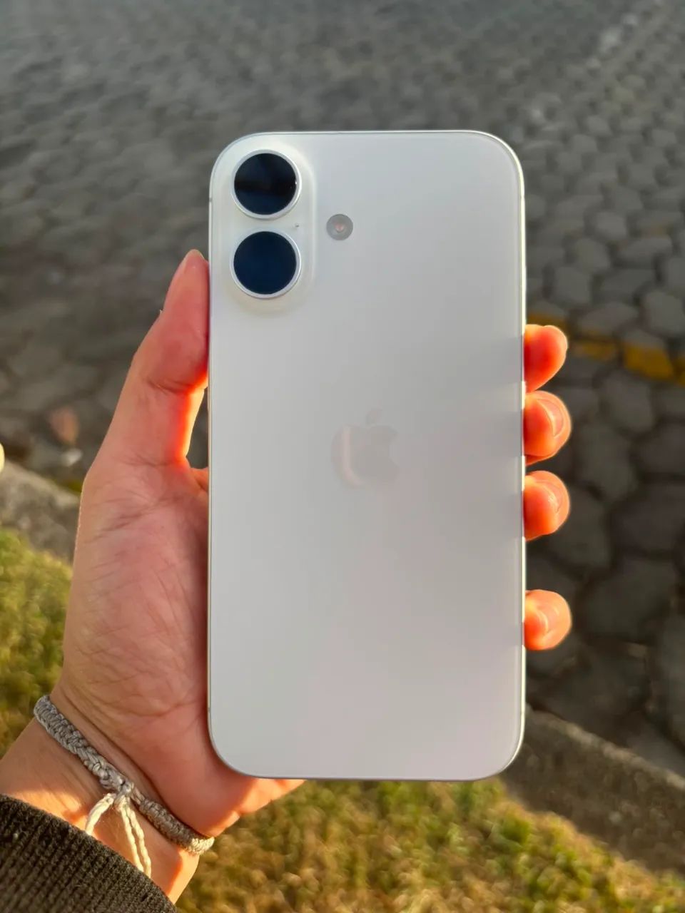 IPHONE 16 - Foto 2