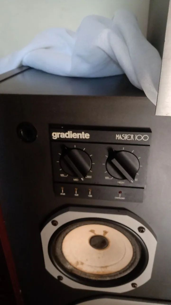 Receiver Gradiente modelo 1300+Tape Deck modelo 4000+caixas Master 100. - Foto 5