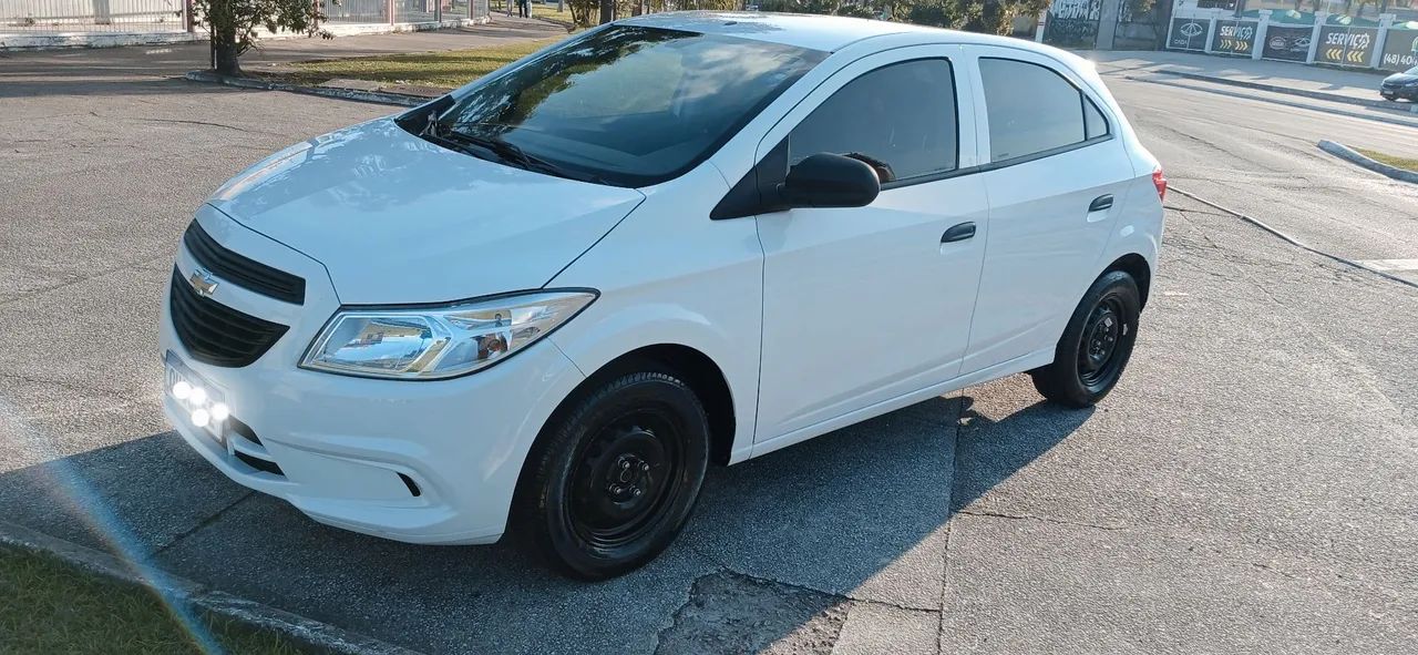 Chevrolet Onix Hatch LS 1.0 8V Flex Power Mec. 4P 2016 - Foto 3
