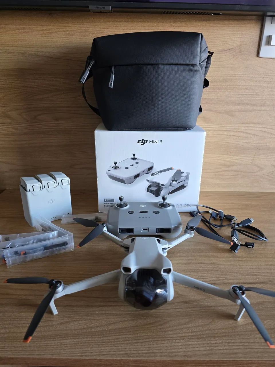 DJI Mini 3 Combo Fly More - Foto 2