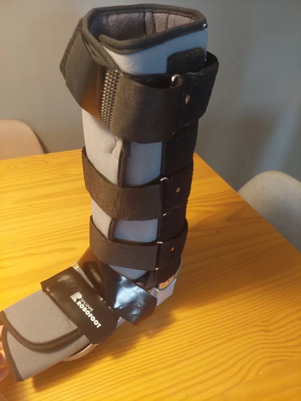 bota SALVAPÉ ROBOFOOT  - Foto 2