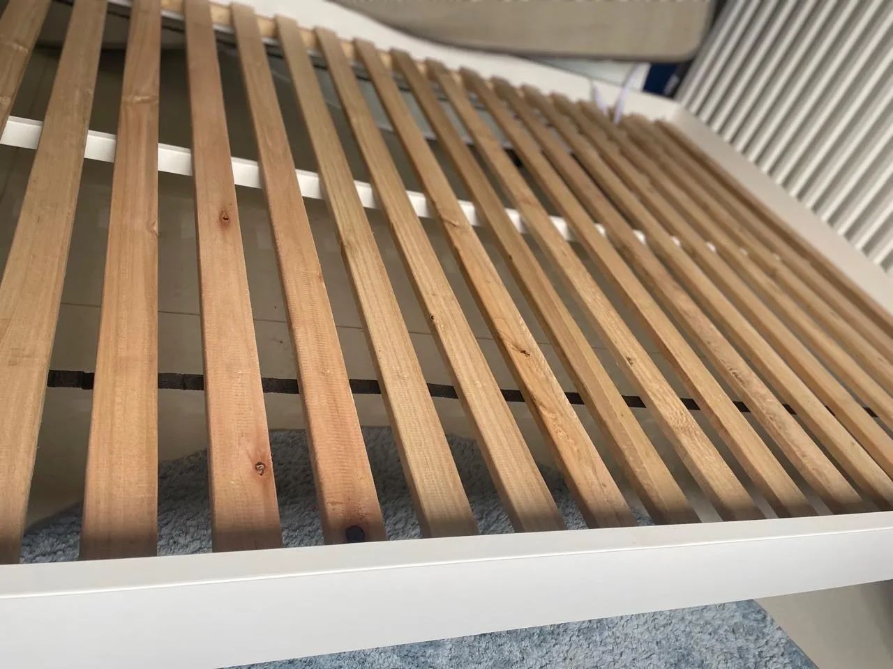 Cama QUEN 1,58m  Branco Tok&Stok impecável - Foto 5