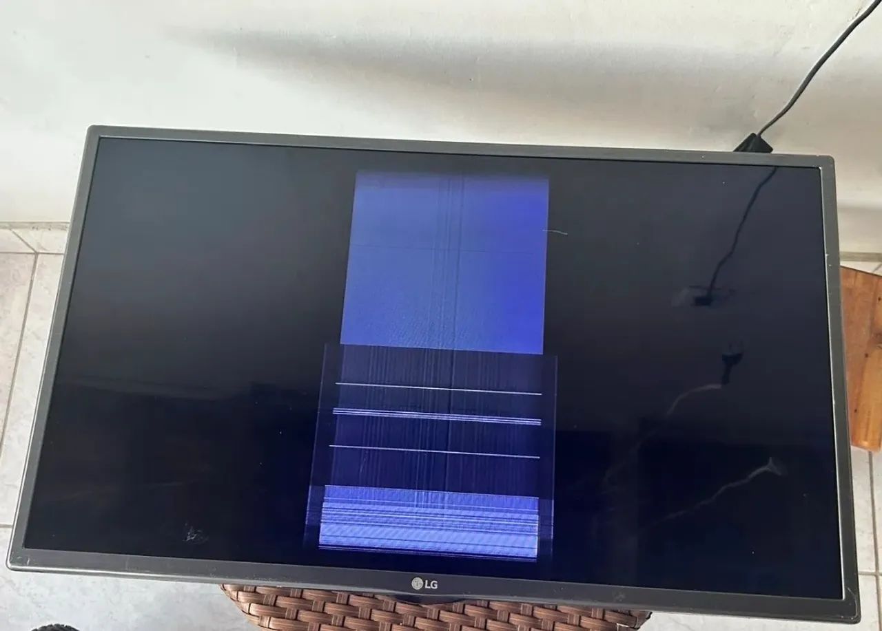 Smart TV 32 Pol LG (com defeito na tela)  - Foto 4