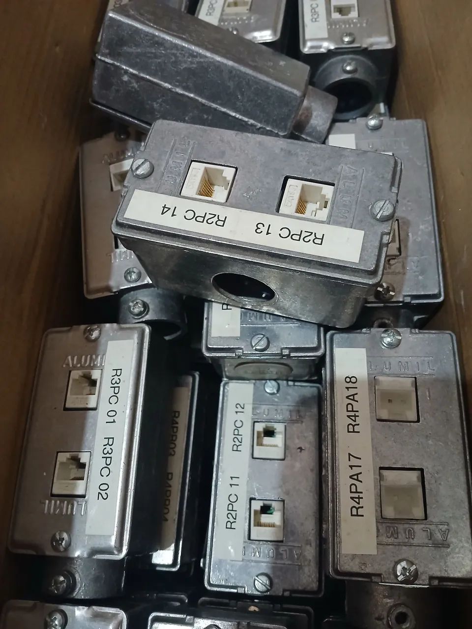 Caixa de alumínio 4x2 c/ RJ45 - Foto 3