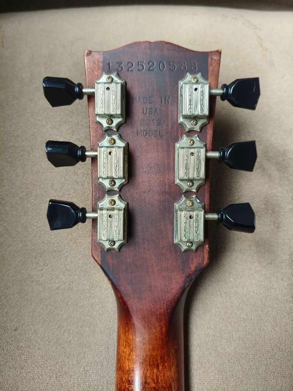 Guitarra Gibson Les paul com case - Foto 5