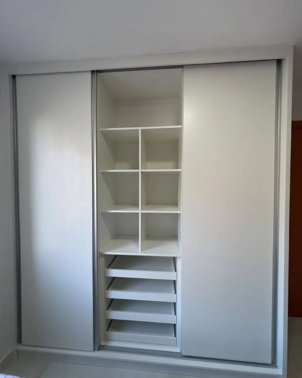 Guarda roupa projetado preço justo  - Foto 4